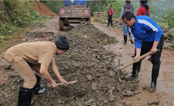 राष्ट्रिय राजमार्गमा खाल्डाखुल्डी पुरिँदै